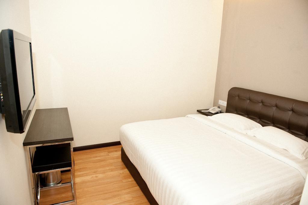Starz Hotel Kluang Habitación foto