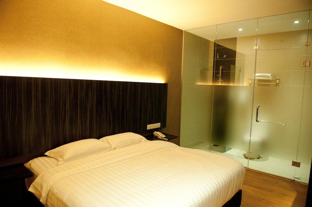 Starz Hotel Kluang Habitación foto