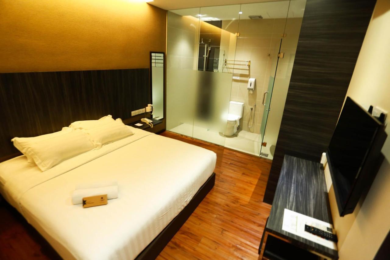 Starz Hotel Kluang Exterior foto